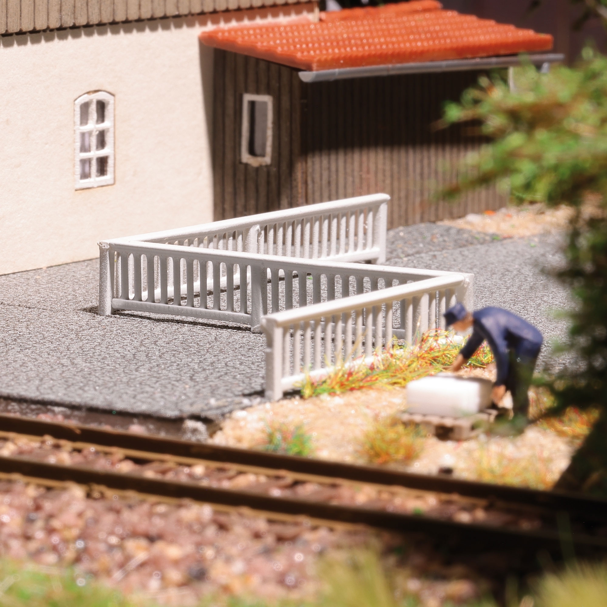 Busch 8130 - M-Set: Geländer/Zaun N/TT