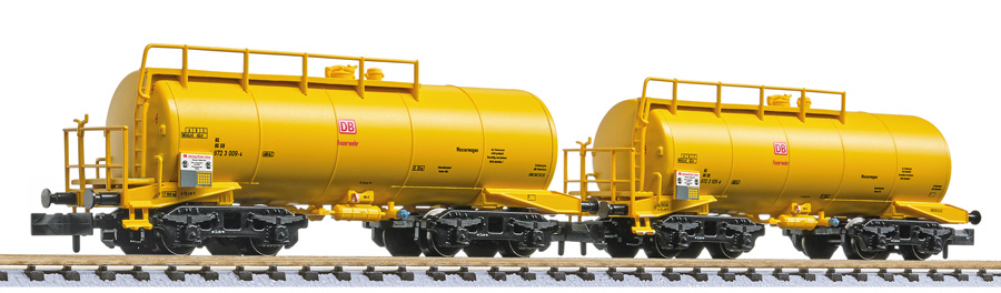 Liliput L260114 - 2-tlg. Set 4-achs. Kesselwagen "