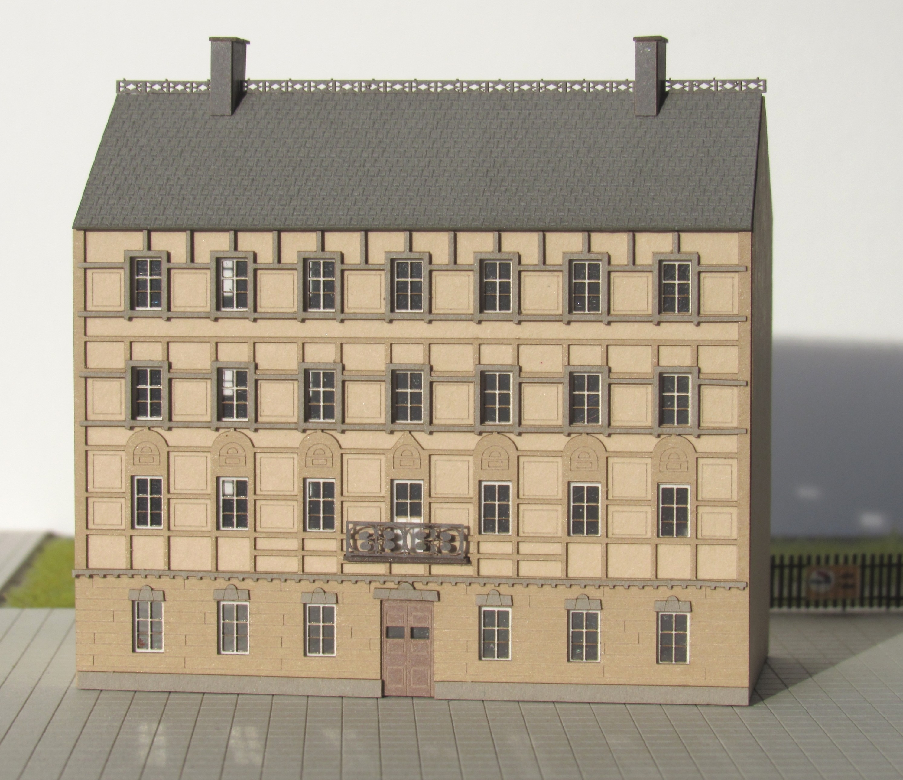 Laffont Z8801 - Großstadt-Wohnhaus