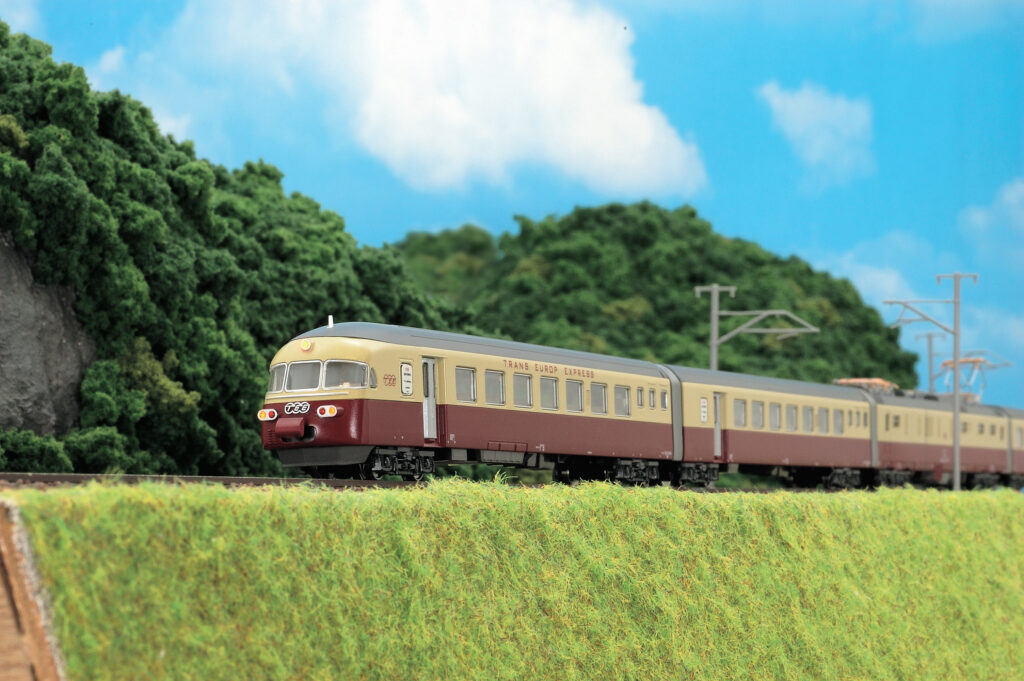 Kato K10-781 - Triebzug RAe TEE II Gottardo, 6-tlg