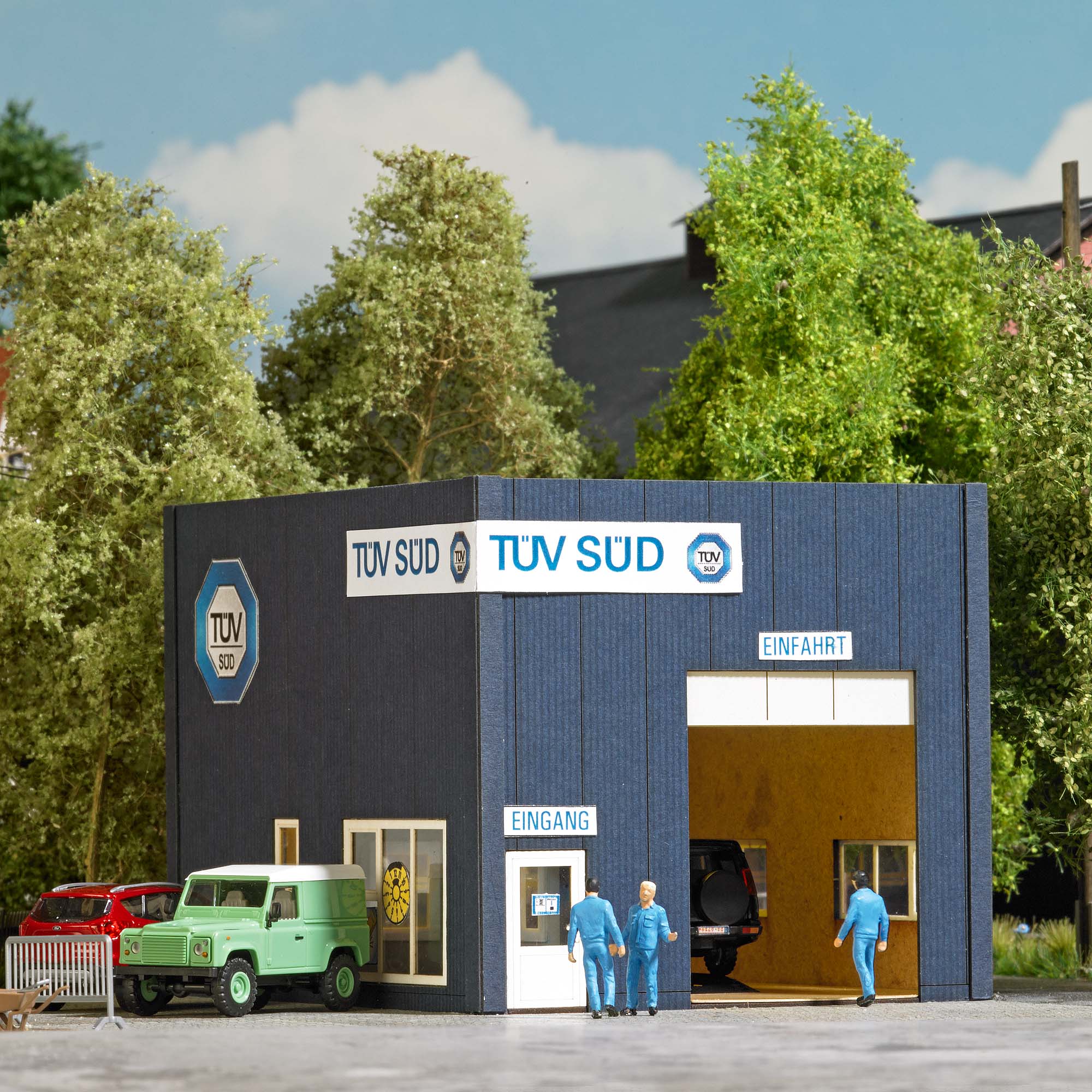 Busch 1369 - TÜV SÜD Center H0